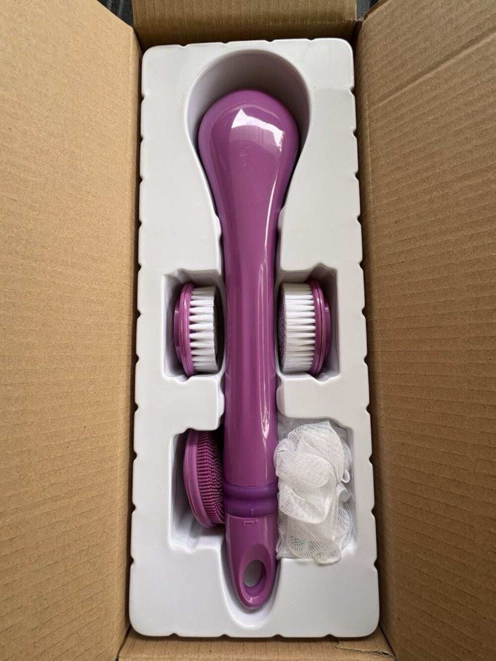 NEW Blushly Cleansing & Exfoliating Body Brush w/4 Brush Heads - Pink